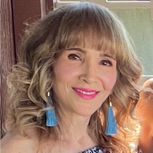 Meet your Posher, Debra